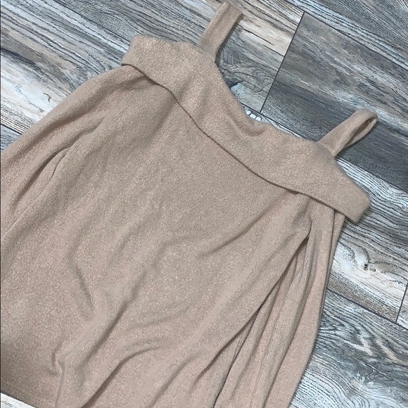 Cold Shoulder Sweater - Picture 8 of 8